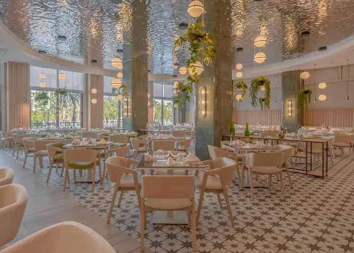 Resort Fame Lara & 5*