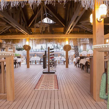 フェイム レジデンス ララ&スパ